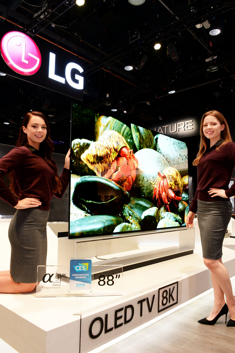 ▲CES 2019_LG전자 88인치 8K 올레드 TV  (자료제공=LG전자)