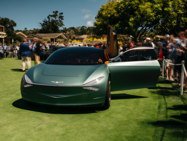 ▲제네시스가 14일부터 18일까지 미국 캘리포니아 몬터레이에서 열린 지상 최대의 럭셔리카 축제 '몬터레이 카 위크 2019(Monterey Car Week 2019)'에서 콘셉트카를 전시했다. (사진제공=제네시스)