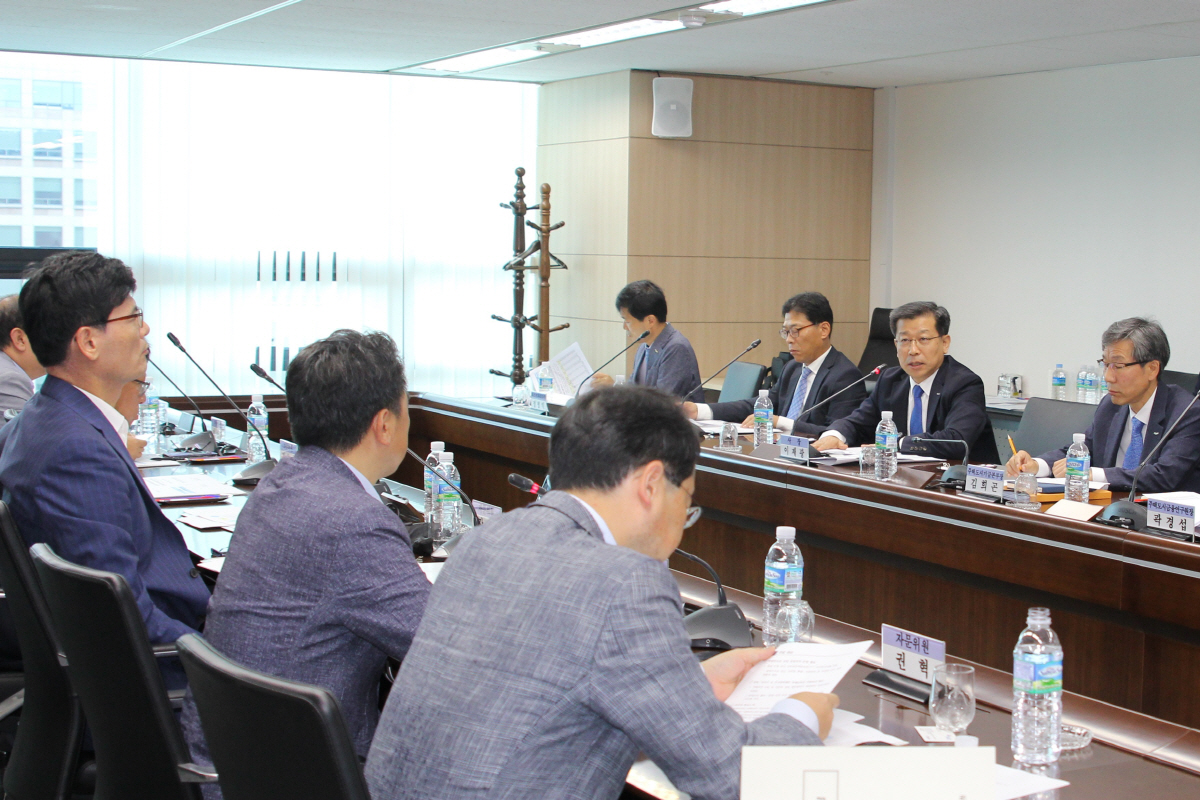 ▲6일 열린 주택도시보증공사(HUG) 경영혁신 자문회의 모습.(사진제공=주택도시보증공사)