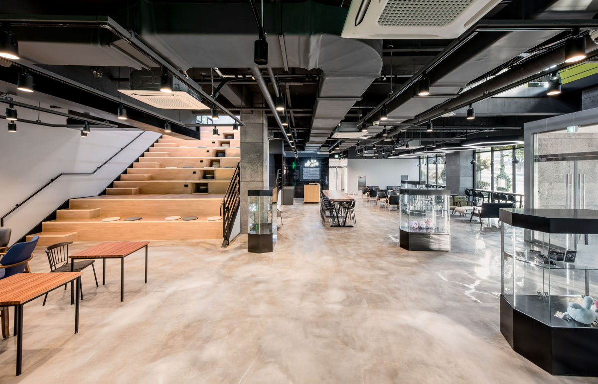 ▲점프업허브 라운지