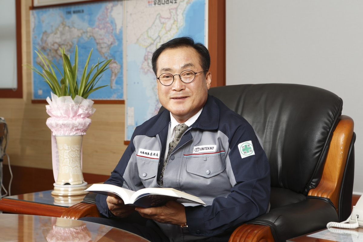 ▲이좌영 유니테크노 대표이사.