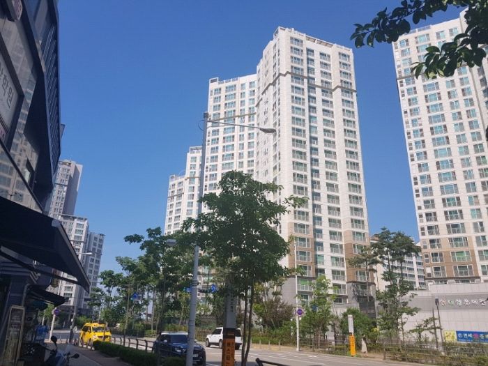 ▲경기 김포시 장기동 1868-2 한강현대성우오스타 403동.(사진제공=지지옥션)