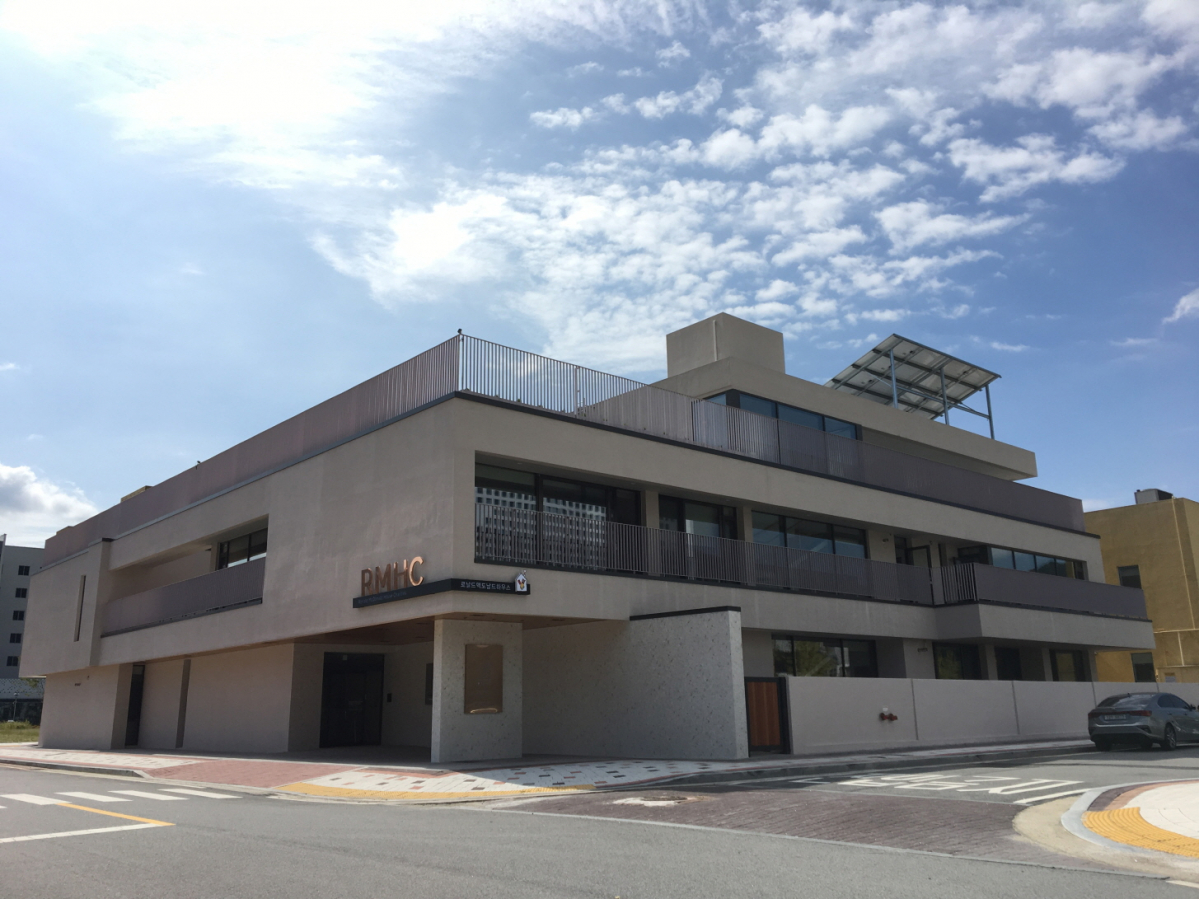 ▲캐리어에어컨의 시스템에어컨이 도입될 중증 어린이 환자 시설 'RMHC하우스' (사진제공=캐리어에어컨)