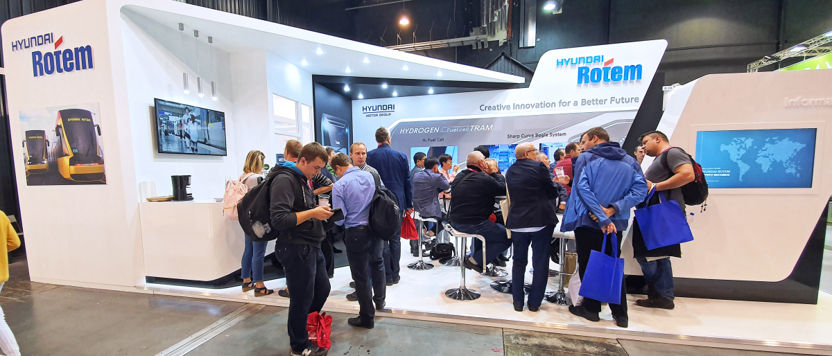 ▲24일(현지시간)부터 27일까지 열리는 폴란드 국제 철도 전시회 TRAKO에 참가한 현대로템 전시관 전경. (사진제공=현대로템)