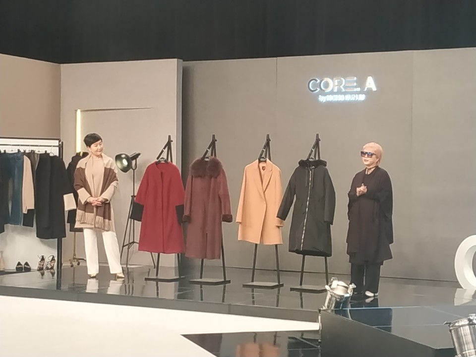 ▲K쇼핑 코어에이 브랜드 론칭 방송(박미선 기자 only@)