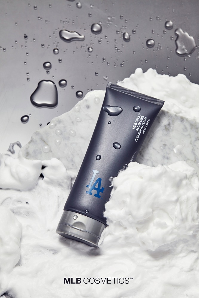 ▲올인원 클렌징 폼(사진제공=MLB코스메틱)