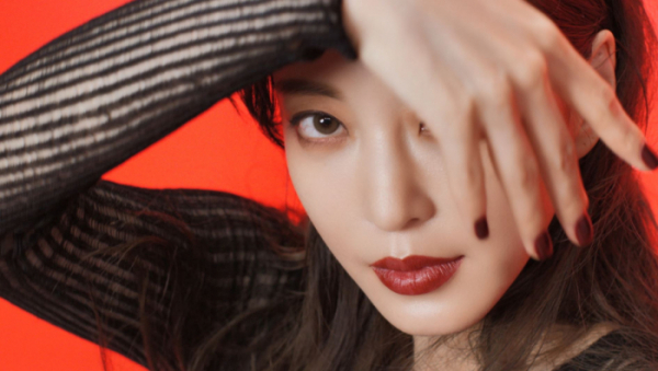 ▲한예슬(사진제공=입생로랑 뷰티)