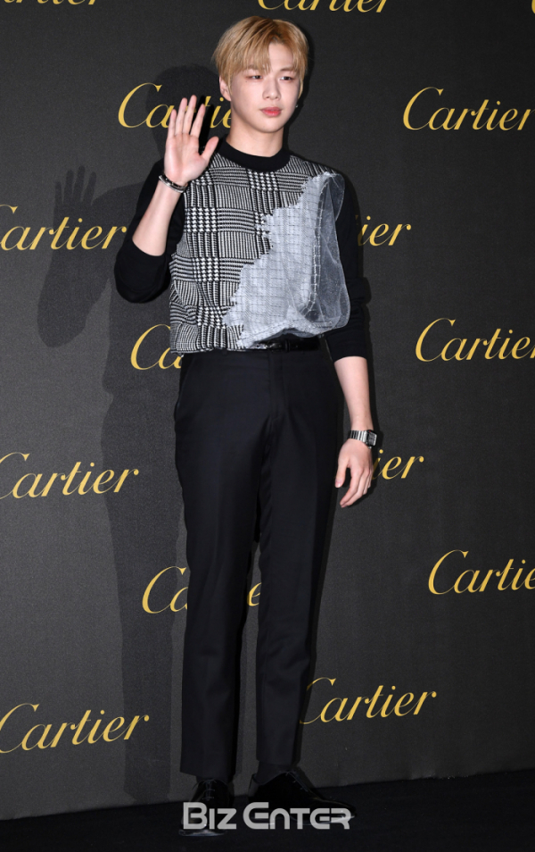 ▲강다니엘(비즈엔터)