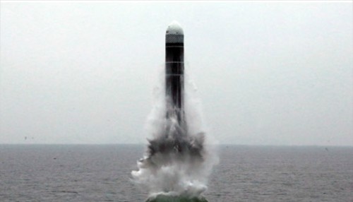 ▲사진은 북한 중앙통신 홈페이지에 공개된 북극성-3형 발사 모습.  (연합뉴스)