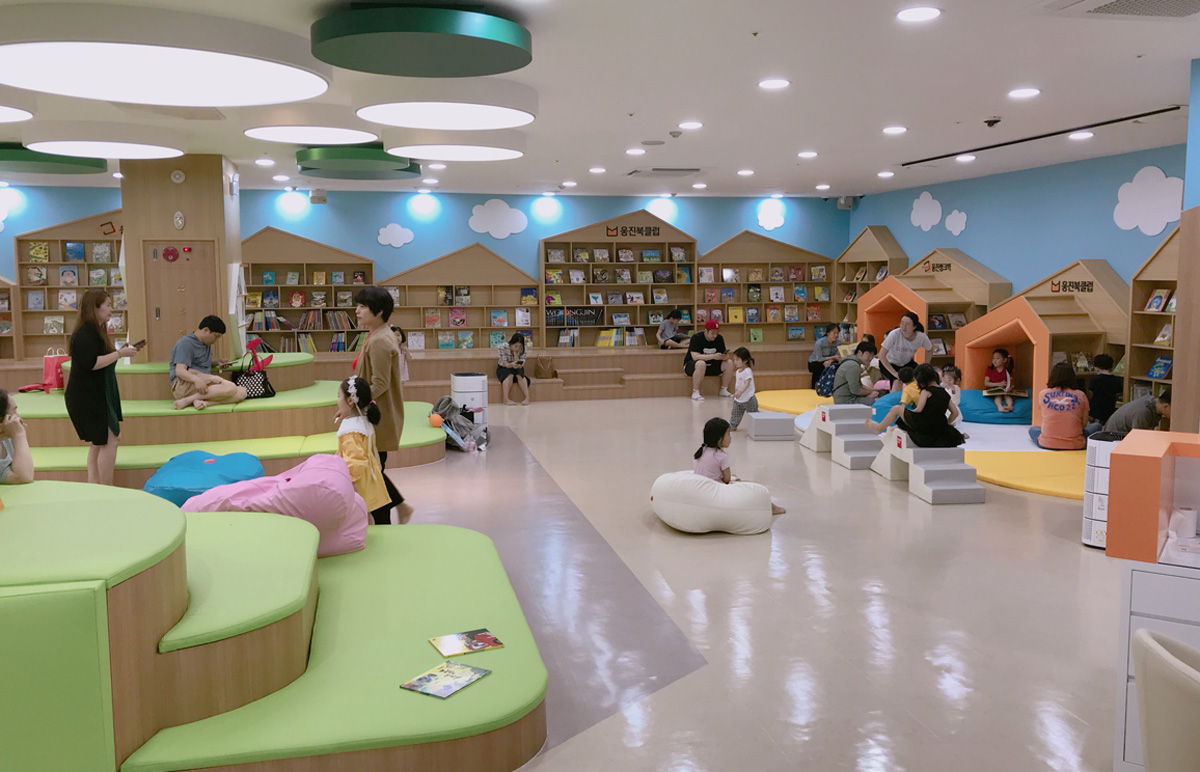 ▲웅진씽크빅 키즈빌리지 웅진플레이도시점 내부(사진제공=웅진씽크빅)