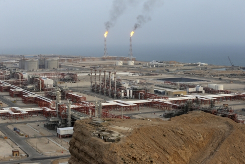 ▲세계 최대 천연가스전 중 하나로 꼽히는 이란 사우스 파르스 천연가스전 전경. AP연합뉴스 
