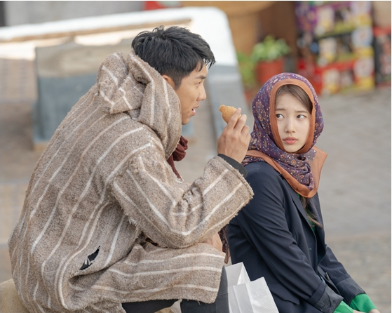 ▲'배가본드' 이승기, 배수지(사진제공=셀트리온엔터테인먼트)