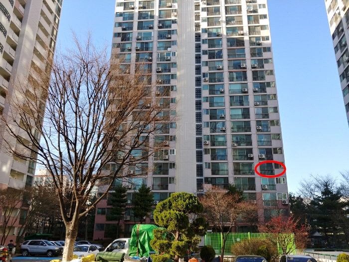 ▲경기 군포시 금정동 875 퇴계(주공)아파트 352동. (사진제공=지지옥션)