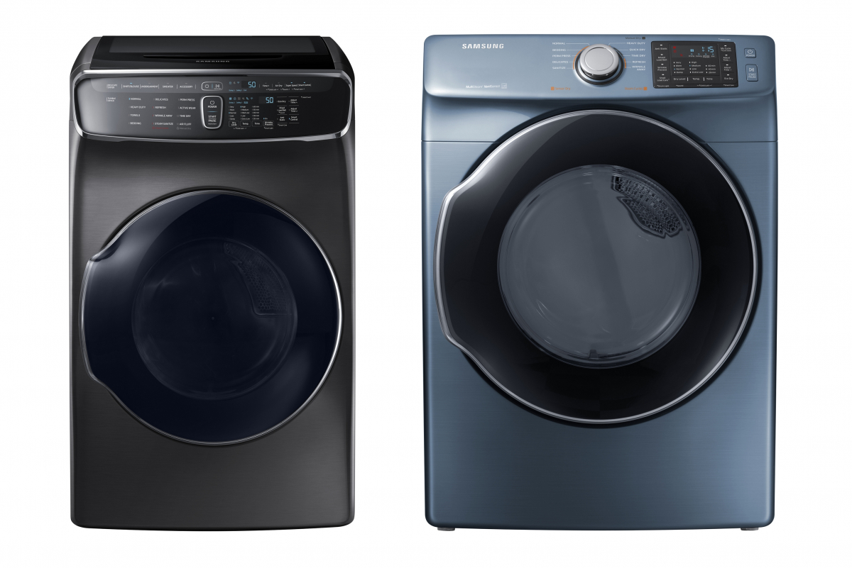 ▲미국 시장에서 호평 받고 있는 삼성 건조기 '플렉스드라이'(DVE60M9900V)와 DVE45M5500Z 제품(사진제공=삼성전자)