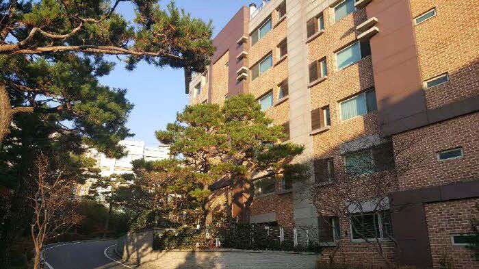 ▲서울 종로구 평창동 45 벽산평창힐스 103동.(사진 제공=지지옥션)
