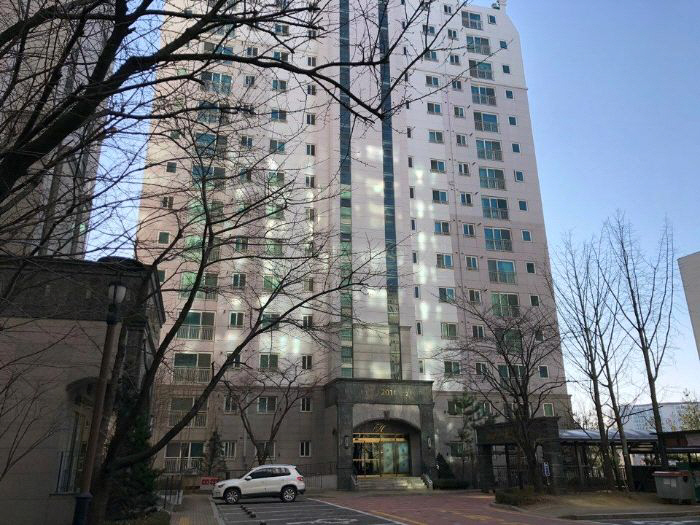 ▲경기 안양시 동안구 평촌동 101 인덕원대림2차 208동. (사진 제공=지지옥션)
