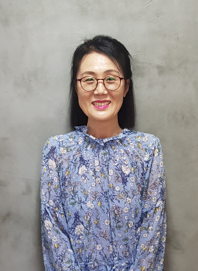 ▲푸드마켓 나눔활동으로 서울시 표창받는 김인숙씨 (사진 = 서울시)