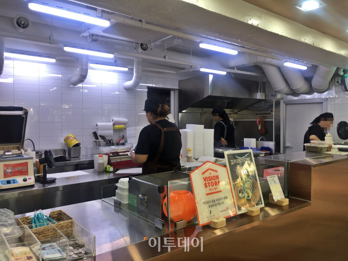 ▲소정담은 '소박하게 정성을 담다'의 준말이다. 가게 내부도 소박하면서도 잘 정돈돼 있다. (홍인석 기자 mystic@)