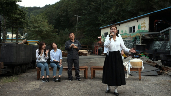 ▲'뽕 따러 가세' 송가인(사진제공 = TV CHOSUN)