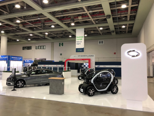 ▲르노삼성자동차가 17~20일 대구 엑스코(EXCO)에서 열리는 ‘대구 국제 미래자동차엑스포 2019’에 초소형 전기차 르노 트위지와 SM3 Z.E.를 전시한다. (사진제공=르노삼성차)
