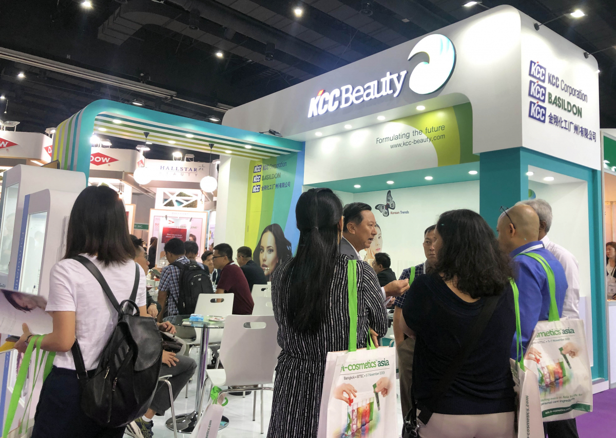 ▲‘인코스메틱스 아시아(in-cosmetics Asia) 2019’에 설치된 KCC 부스 (사진제공=KCC)