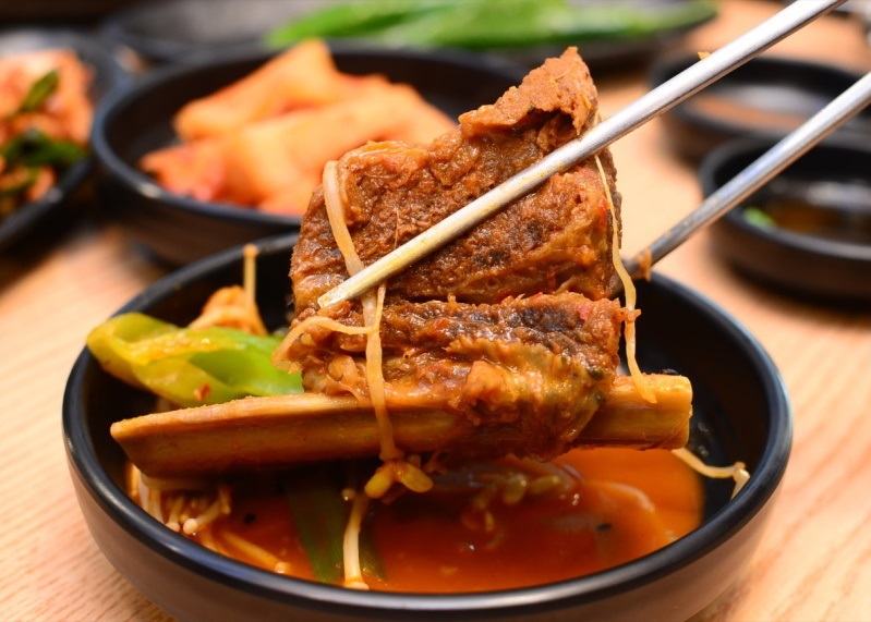 (출처=신 남서문곰탕 네이버 플레이스)