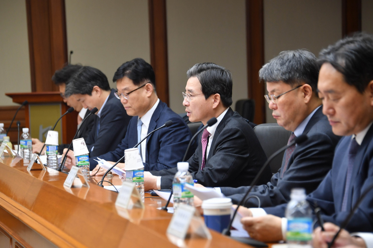 ▲김용범 기획재정부 1차관이 14일 여의도 수출입은행에서 ‘확대 거시경제 금융회의’를 주재하고 모두발언을 하고 있다. (사진제공=기획재정부)