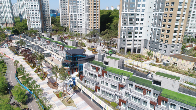 ▲힐스테이트 광교 전경. (자료 제공=현대엔지니어링)