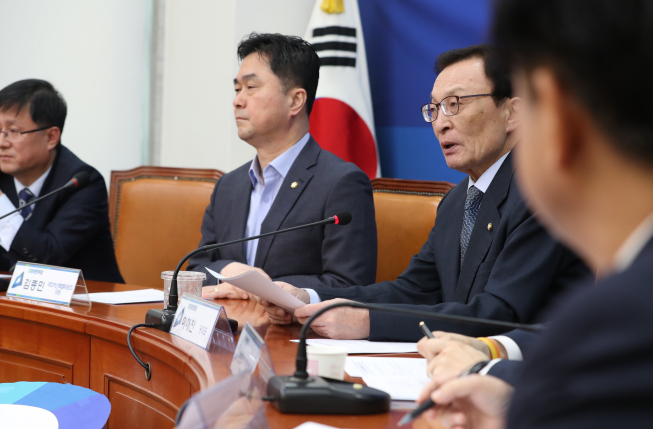 ▲더불어민주당 이해찬 대표가 28일 오전 서울 여의도 국회에서 열린 국회 혁신특별위원회 회의에서 발언하고 있다.  (연합뉴스)