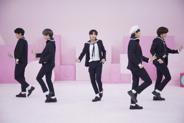 ▲'아이돌룸' 투모로우바이투게더(사진제공=JTBC)