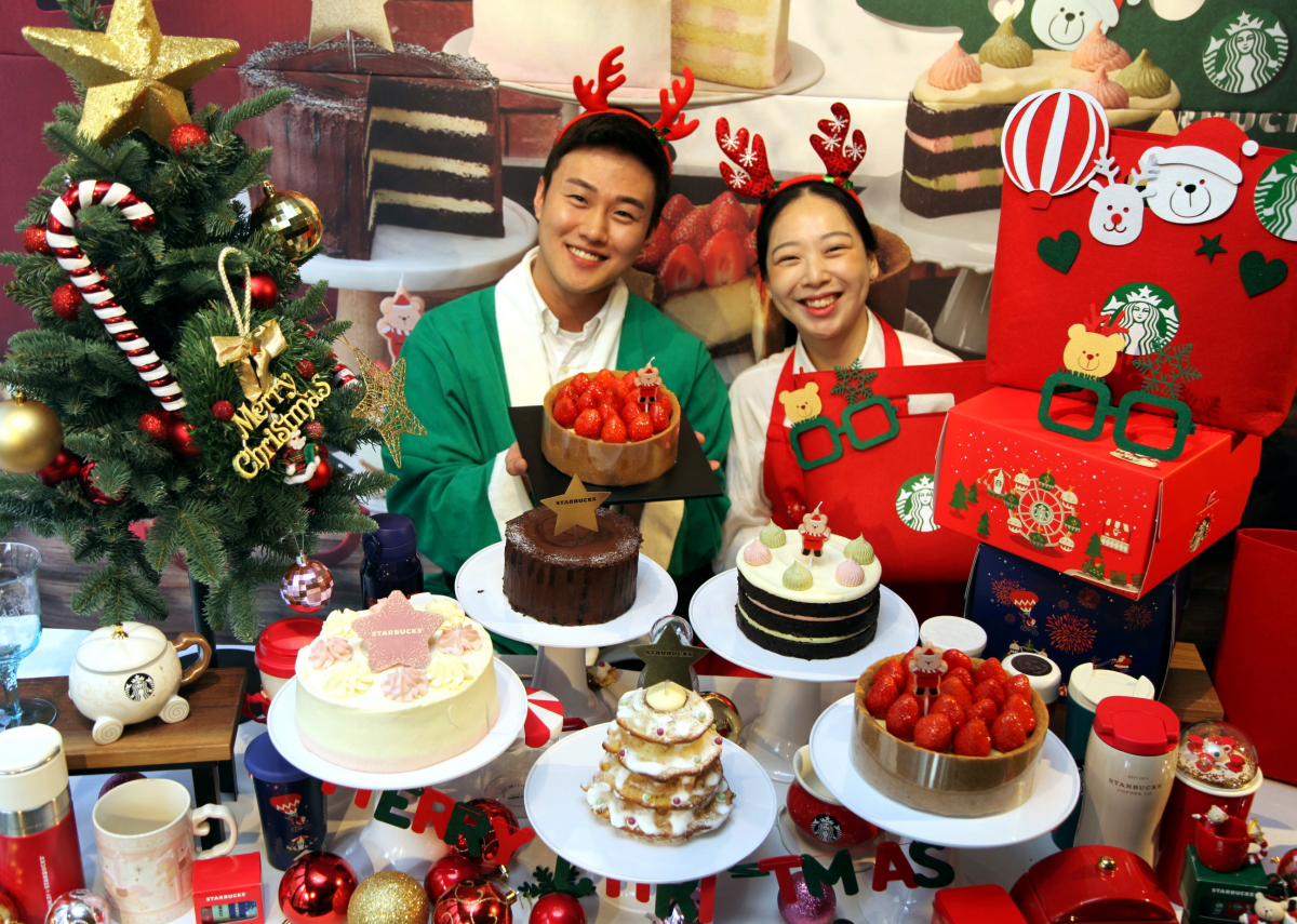 ▲스타벅스 크리스마스 한정케이크 (스타벅스커피코리아)
