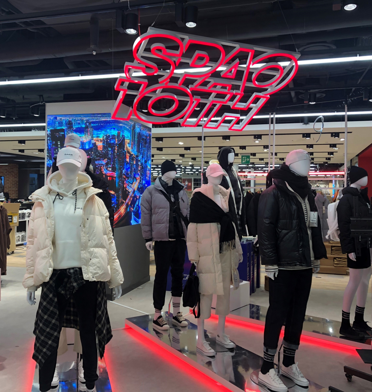 ▲스파오 영등포 타임스퀘어점 (사진제공=스파오)