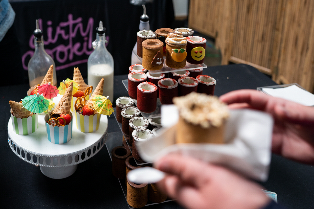 ▲지난 11월 미국 로스엔젤러스(LA)에서 열린 ‘Dresert Goals’에서 디저트가 전시되고 있다. 사진은 기사의 특정 내용과 관계 없음. LA/신화연합뉴스.