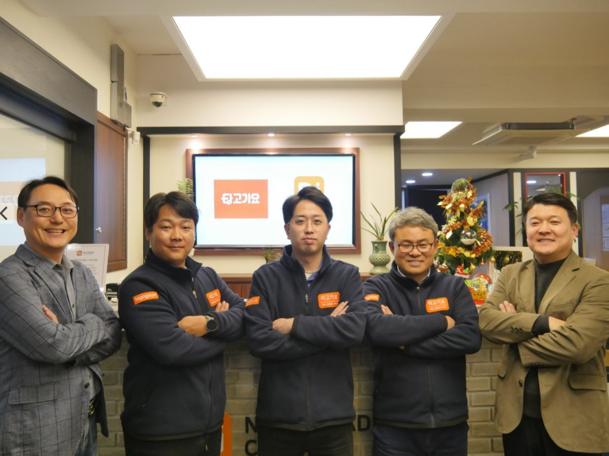 ▲왼쪽부터 뉴패러다임인베스트먼트 박제현 공동대표, 타고가요 나진수 팀장,
허재준 대표, 최순성 본부장, 뉴패더라임인베스트먼트 배상승 공동대표
(사진제공=뉴패러다임인베스트먼트)