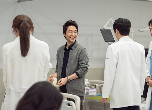 ▲‘낭만닥터 김사부 2’ 한석규(사진제공=SBS)