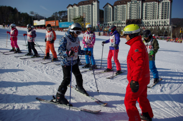 ▲스키코리아 페스티벌(FUN SKI) 스키강습. (사진제공=한국관광공사)