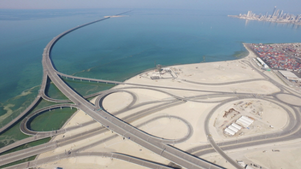 ▲올 5월 완공된 쿠웨이트 셰이크 자베르 코즈웨이 전경(현대건설)