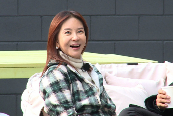 ▲‘불타는 청춘’ 크리스마스 파티(사진제공=SBS)