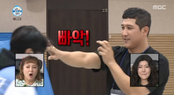 ▲황재균 댓뱀(사진=MBC '나혼자산다' 방송화면 캡처)