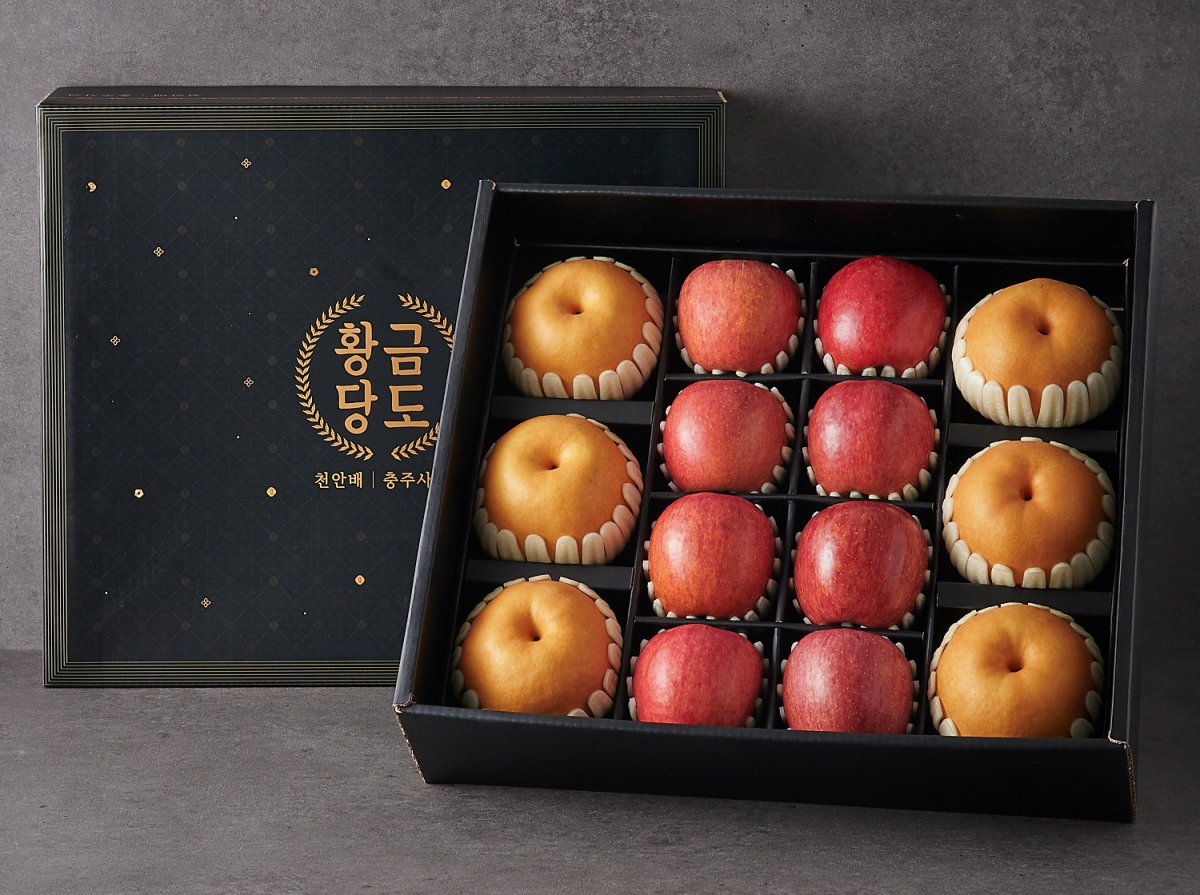 ▲롯데마트가 상위10%내외의 엘리트만 엄선한 ‘황금당도 과일세트’ 선보인다고 6일 밝혔다. (롯데쇼핑)