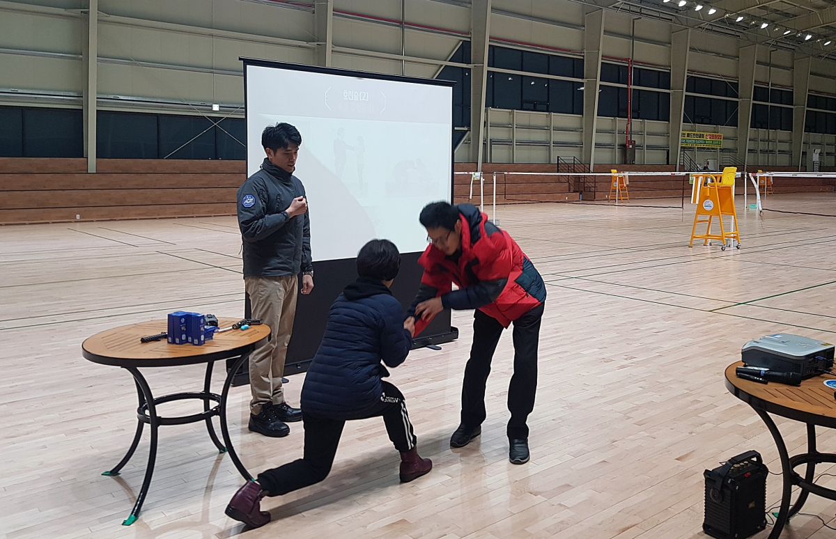 ▲의정부시설관리공단 호신술 강의 (ADT캡스 제공)