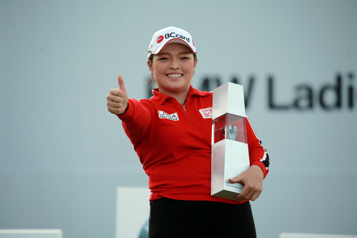 ▲PGA TOUR LPGA 골프웨어 후원 선수 장하나 프로가 LPGA 투어 BMW 레이디스 챔피언십에서 우승한 모습