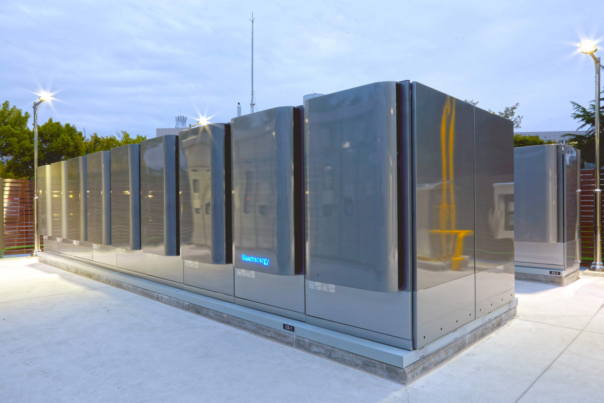 ▲SK건설이 KT 대덕2연구센터에 설치한 연료전지 주기기 모습. (사진 제공=SK건설)