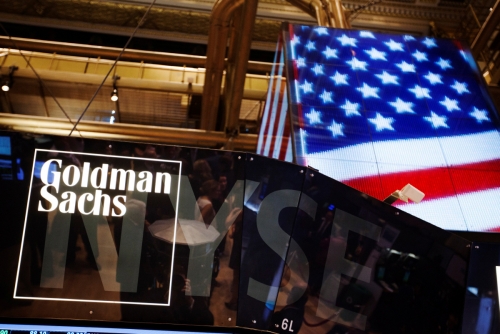 ▲뉴욕증권거래소(NYSE)에 골드만삭스 로고가 보인다. 로이터연합뉴스 
