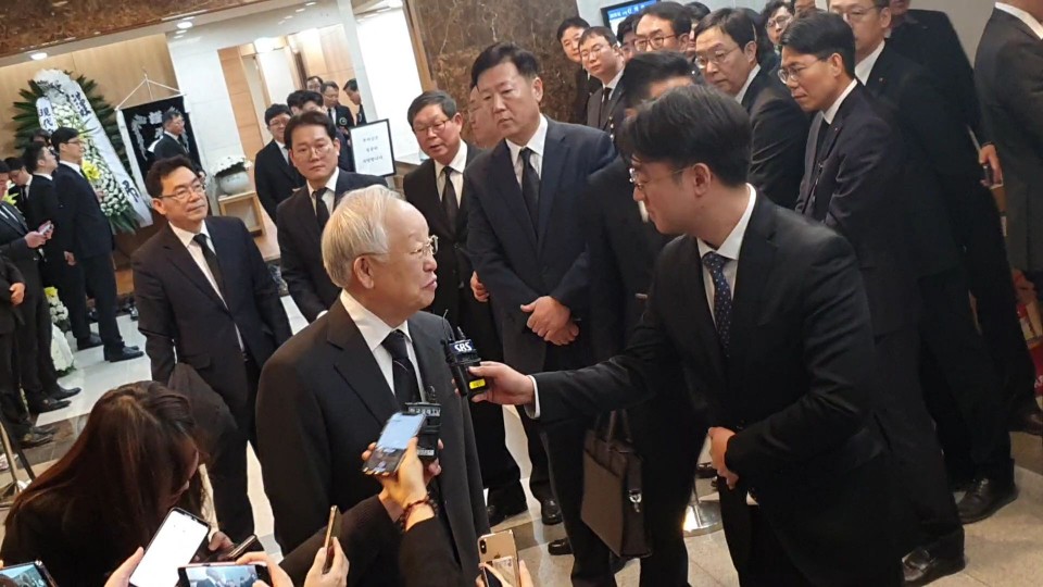 ▲신격호 롯데그룹 명예회장에 방문한 손경식 경총 회장 (김벼리 기자 kimstar1215@)