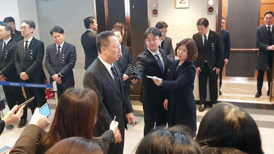 ▲신격호 롯데그룹 명예회장에 방문한 박용만 대한상의 회장 (김벼리 기자 kimstar1215@)