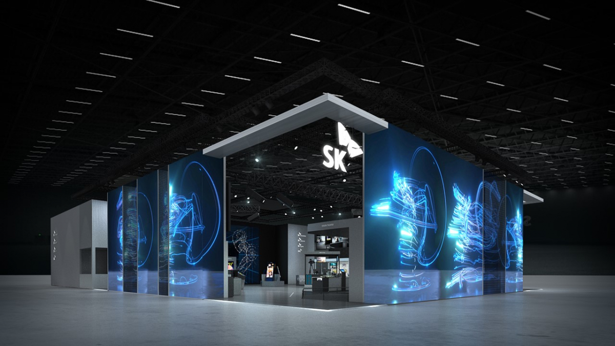 ▲SK그룹 관계사들이 1월 미국 라스베이거스에서 열린 CES 2020에서 'SK가 만들어갈 미래'를 주제로 설치한 공동부스 전경. (사진제공=SK그룹)