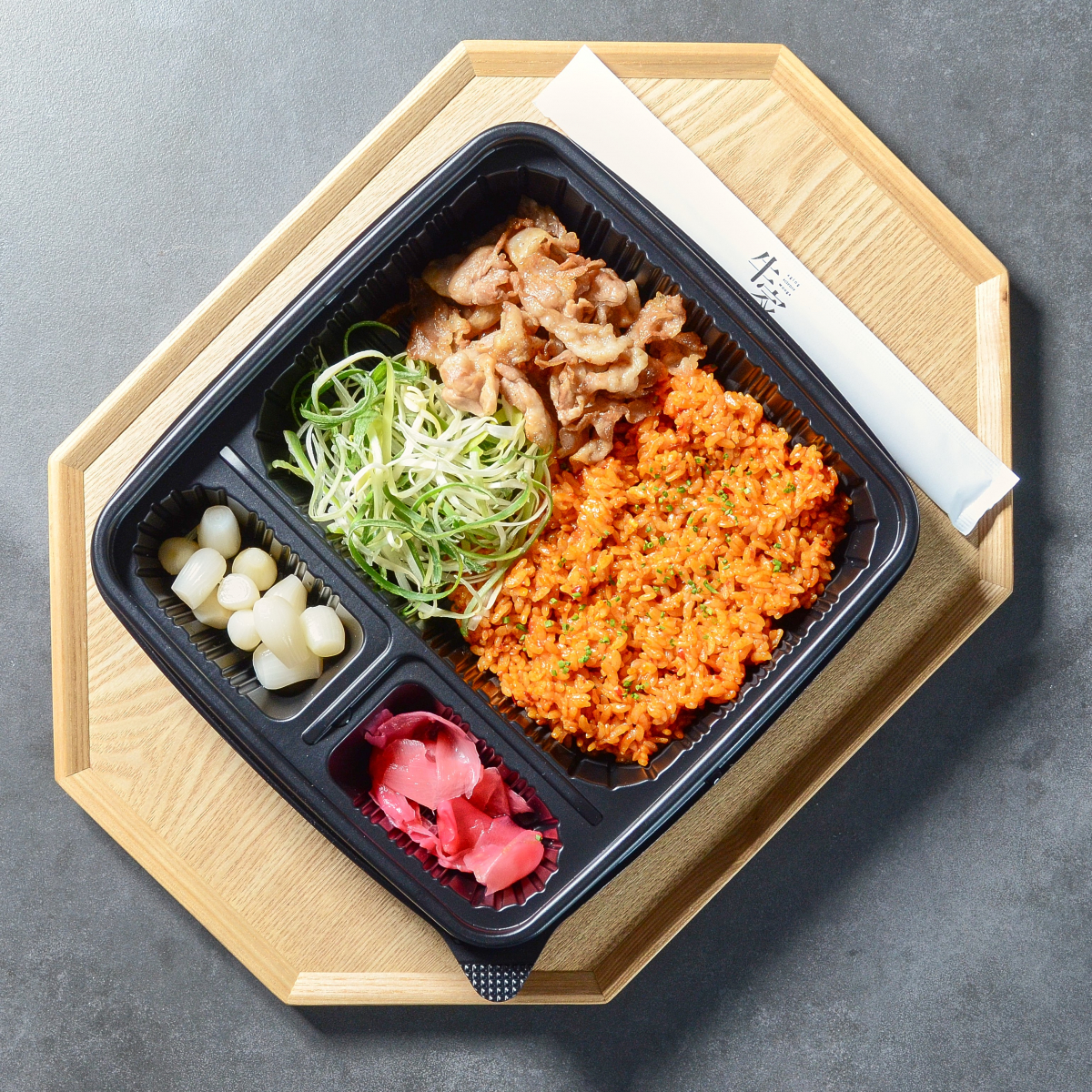 ▲롯데백화점-우가 컬래버 삼겹살젓갈밥 (사진제공=롯데쇼핑)