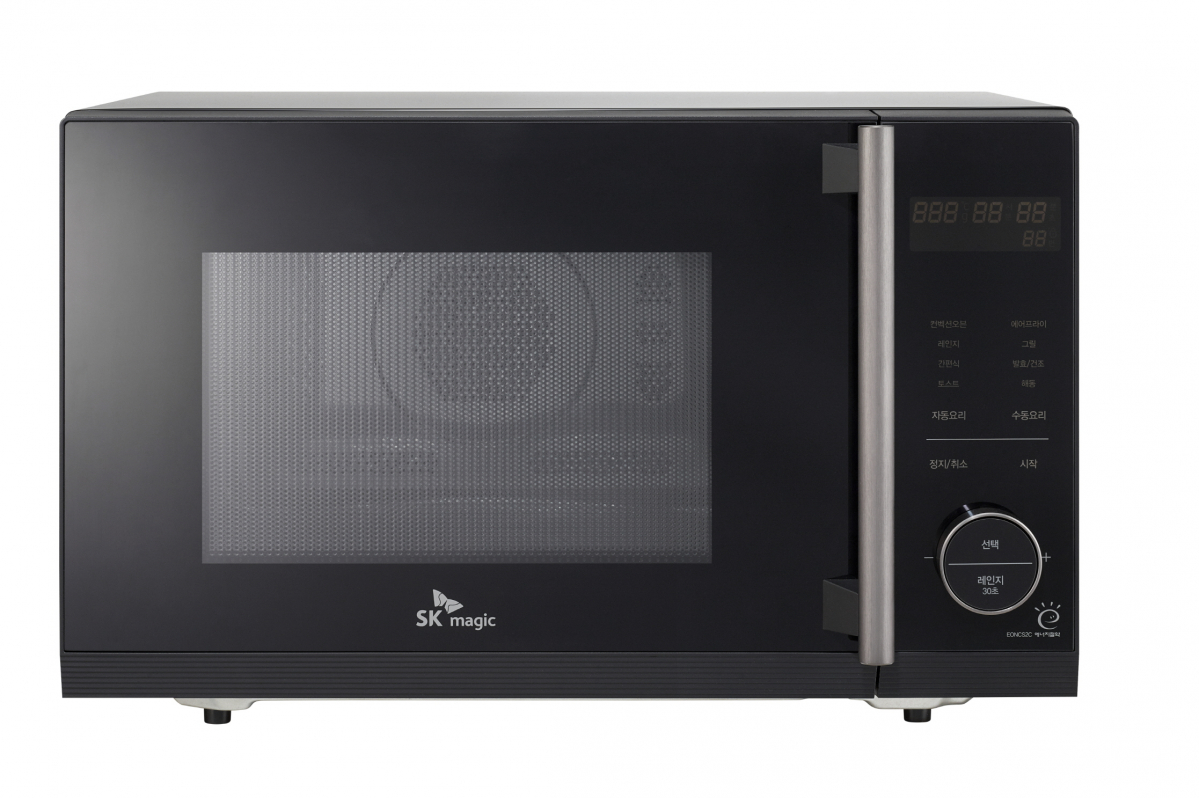 ▲올인원 복합오븐 레인지 (사진제공=SK매직)
