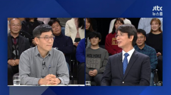 ▲진중권(왼쪽)과 유시민. (출처=JTBC '신년토론' 방송캡처)